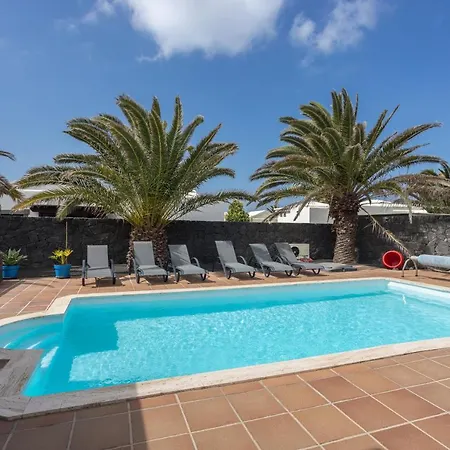 Lightbooking Gisher Lanzarote בקתה *